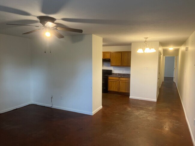 Foto del edificio - 2 Bed 2 Bath Duplex