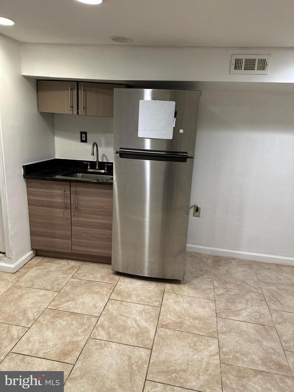 Foto del edificio - 523 24th St NE