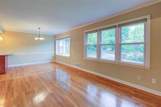 Building Photo - 1125 Old Forge Dr
