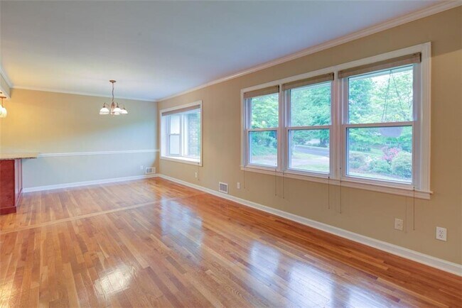 Foto del edificio - 1125 Old Forge Dr