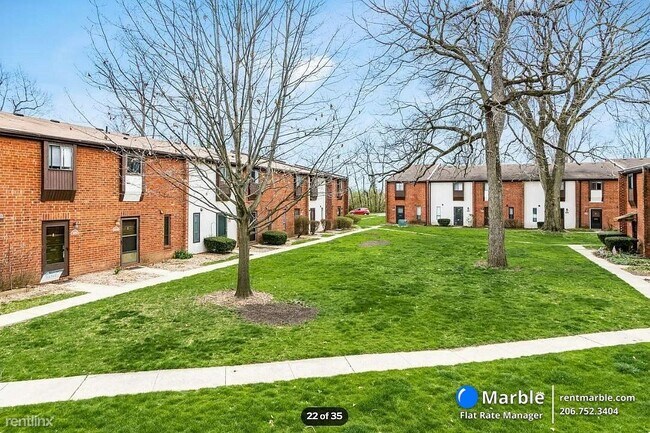 Foto del edificio - 2 br, 1.5 bath Townhome - 104 Lancelot Ln
