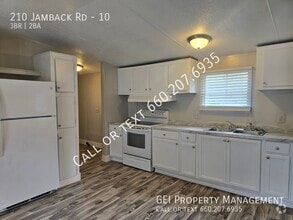 Building Photo - 210 Jamback Rd
