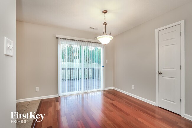 Foto del edificio - 488 Cedar Valley Dr