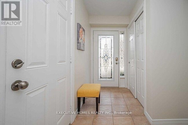 Building Photo - 129 Periwinkle Dr