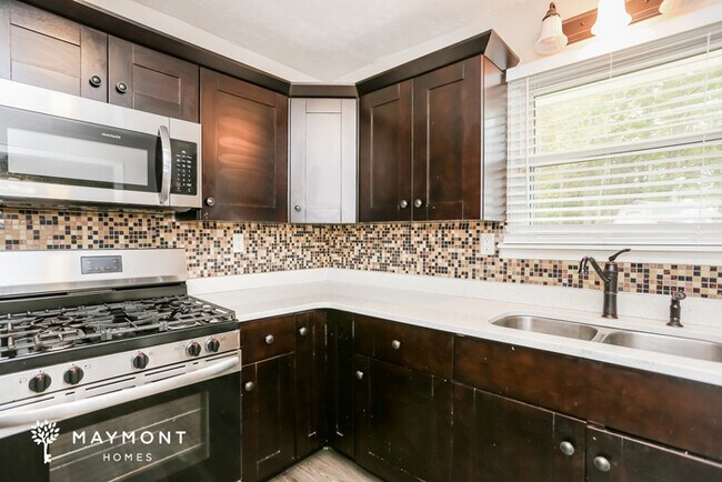 Foto del edificio - 8 Silverwood Dr