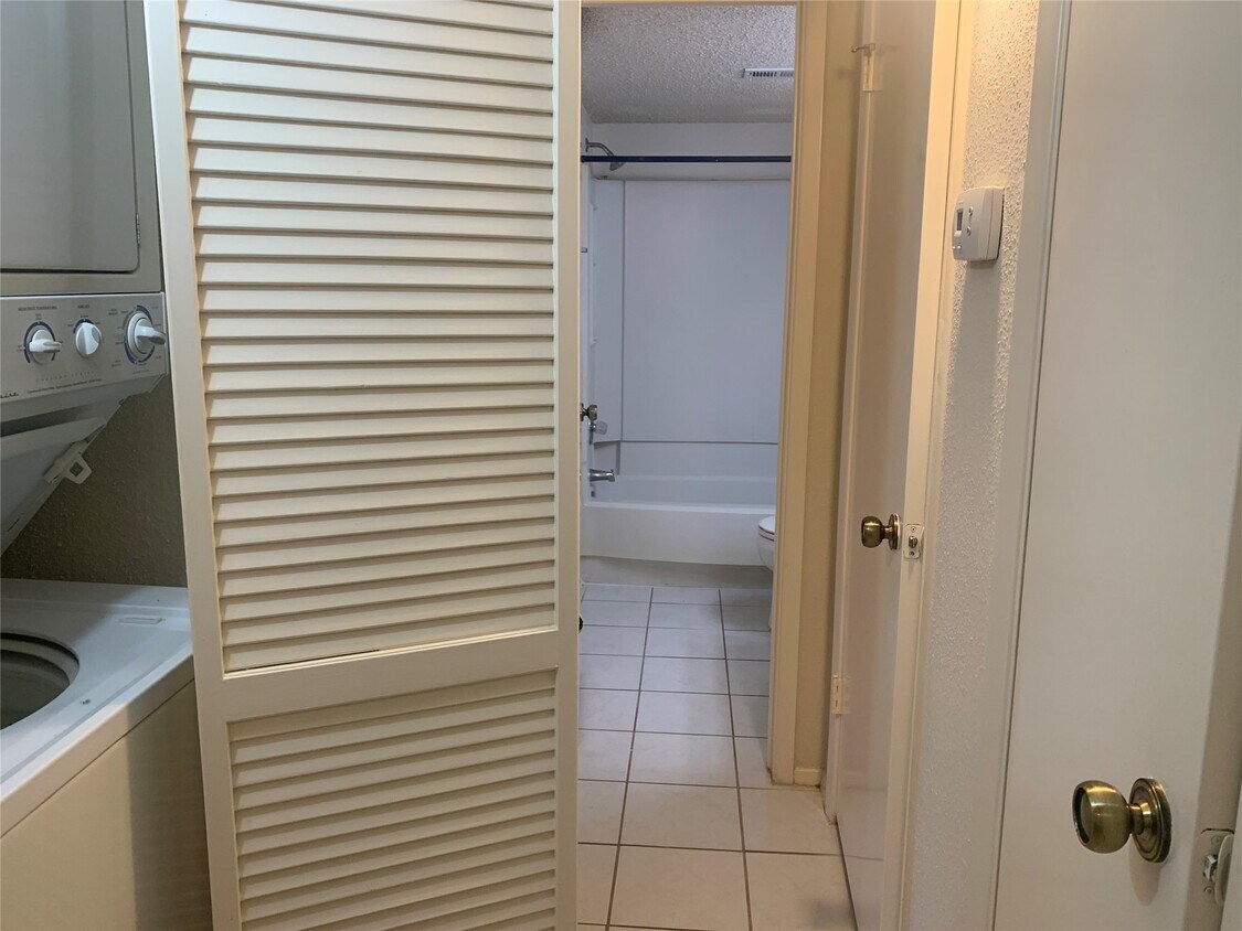 Foto del edificio - 2510 Grants Lake Blvd