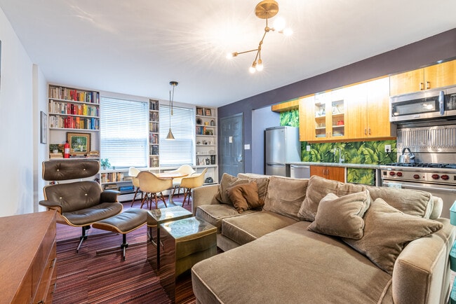 Building Photo - 471 East 144th Street