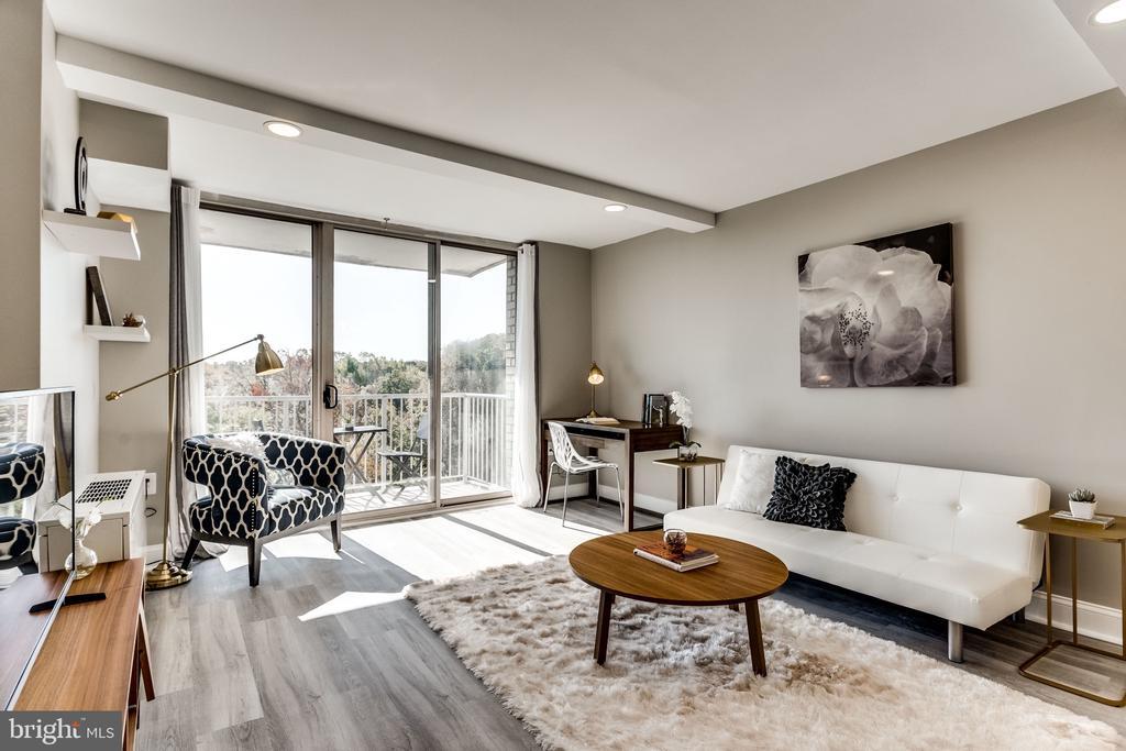 Foto principal - 2500 N Van Dorn St