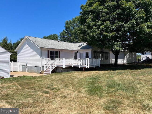 Building Photo - 5131 Broad Run Church Rd