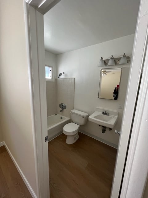 Building Photo - 1244 S Westgate Ave