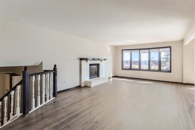 Building Photo - 16691 N Hillcrest Ct, Eden Prairie, MN, 55346