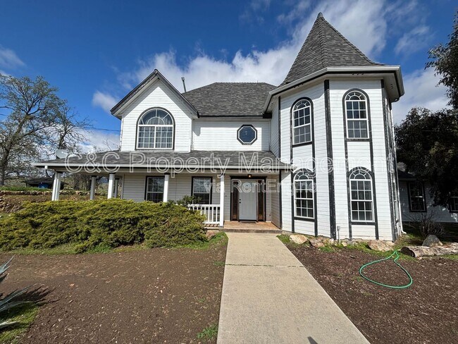 Foto del edificio - 26377 Pittman Hill Rd