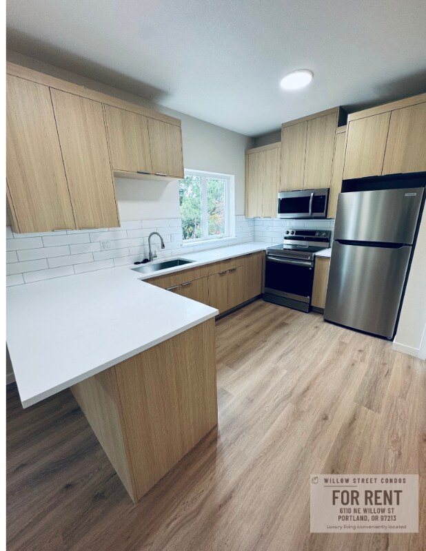 Foto del edificio - 6110 NE Willow St