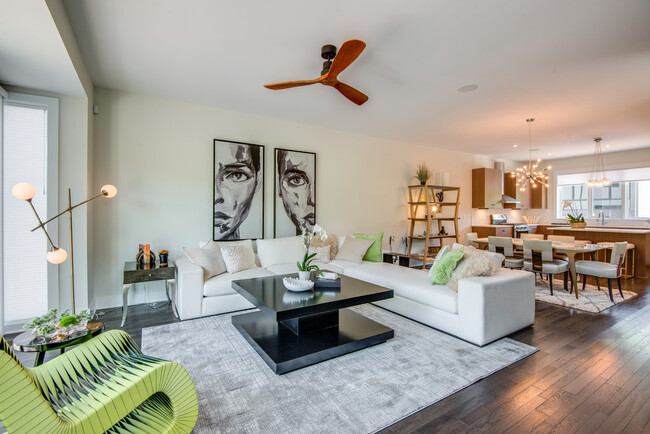 Foto del edificio - 2128 9th Ave N