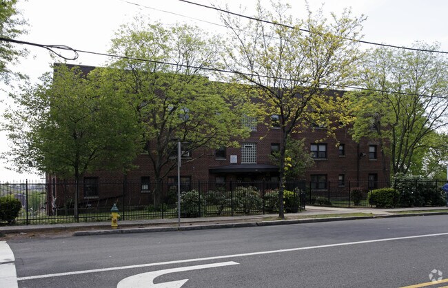 Building Photo - Mount Prospect Gardens