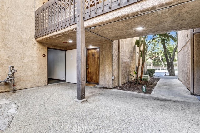 Foto del edificio - 22100 Burbank Blvd