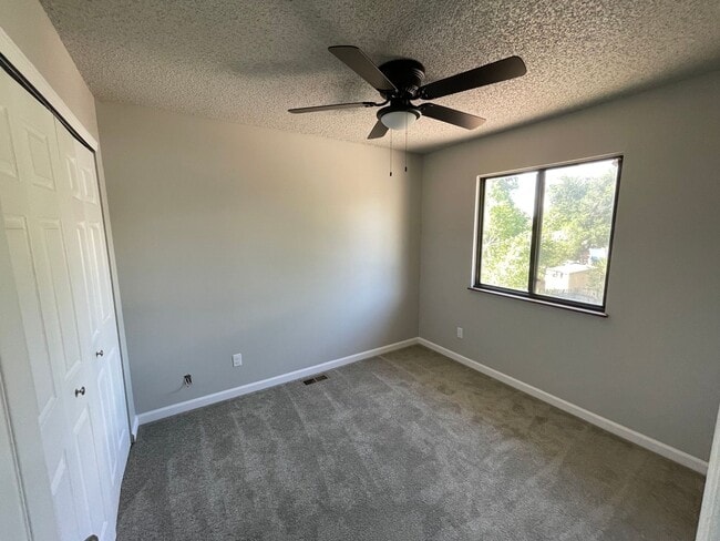 Building Photo - BG - GA6420