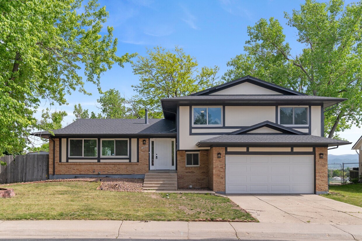 Foto principal - 12992 W Jewell Cir