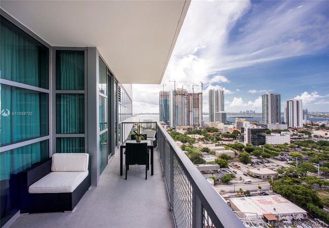 Foto del edificio - 3301 NE 1st Ave