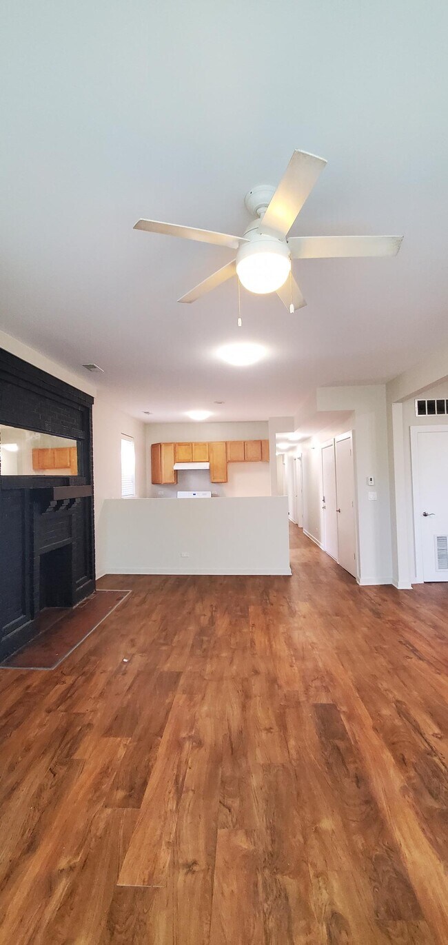 Foto del edificio - 2909 W 64th St