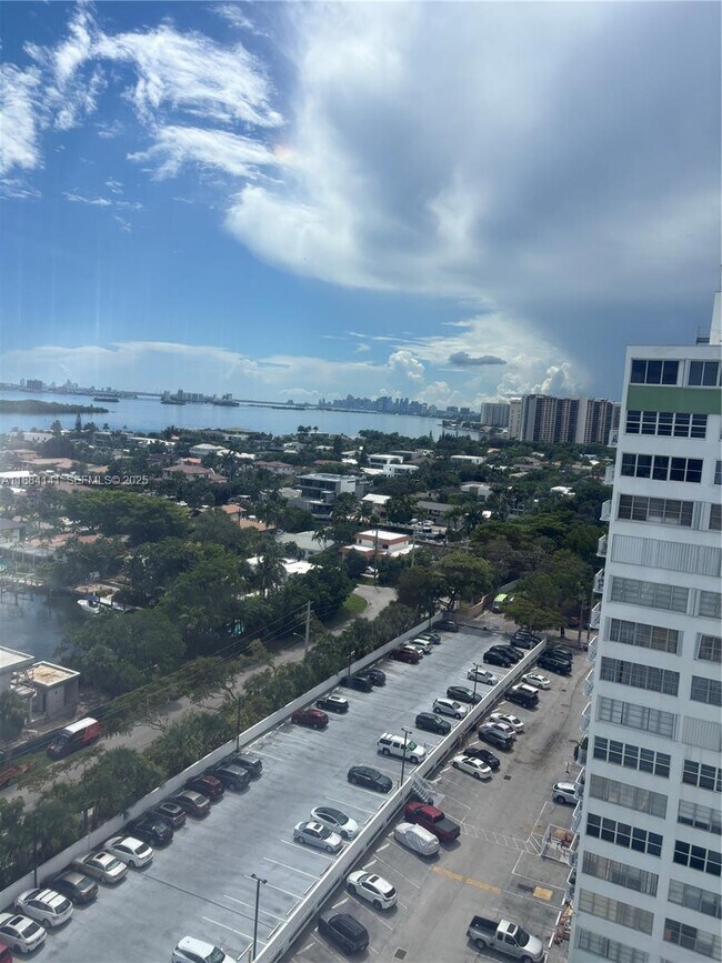 Foto del edificio - 2150 Sans Souci Blvd