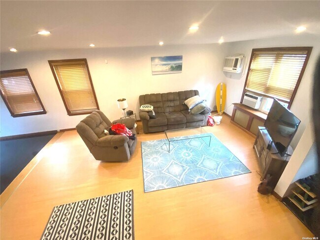 Foto del edificio - 47-22 198th St