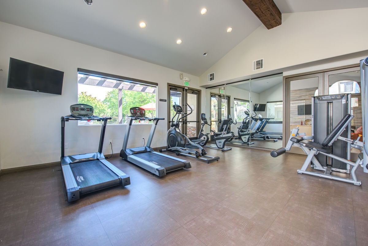 Gimnasio de Canyon Ridge - Canyon Ridge