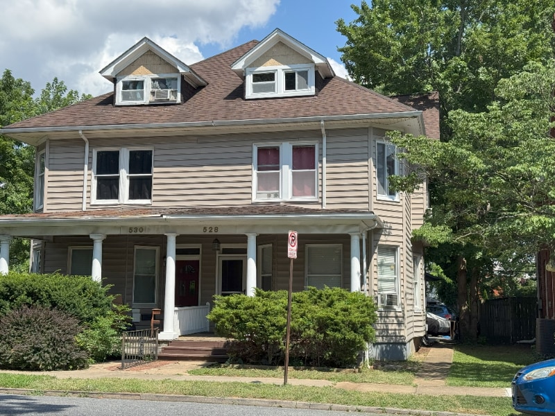 Primary Photo - 528 Trail Ave