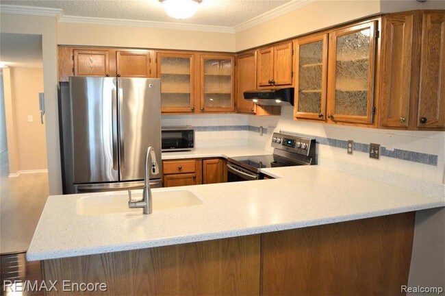 Foto del edificio - 5078 Harbor Oak Dr