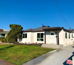 Building Photo - 16230 Gramercy Pl