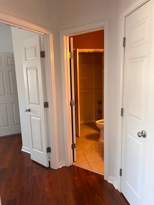 Building Photo - 4700 Porchaven Ln