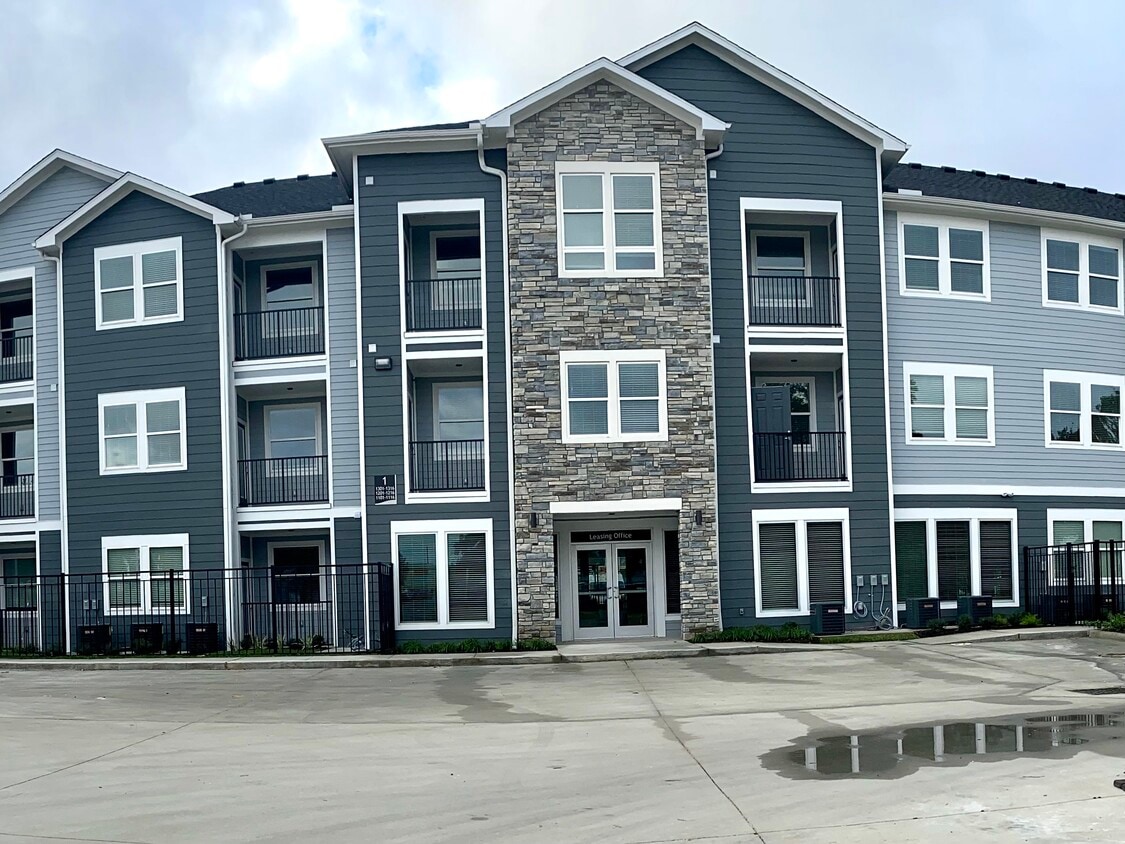 Aria at Steepleway Apartments 11119 Steepleway Blvd Houston, TX