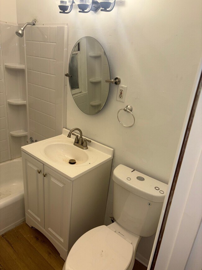 Foto del edificio - 5754 N 65th St