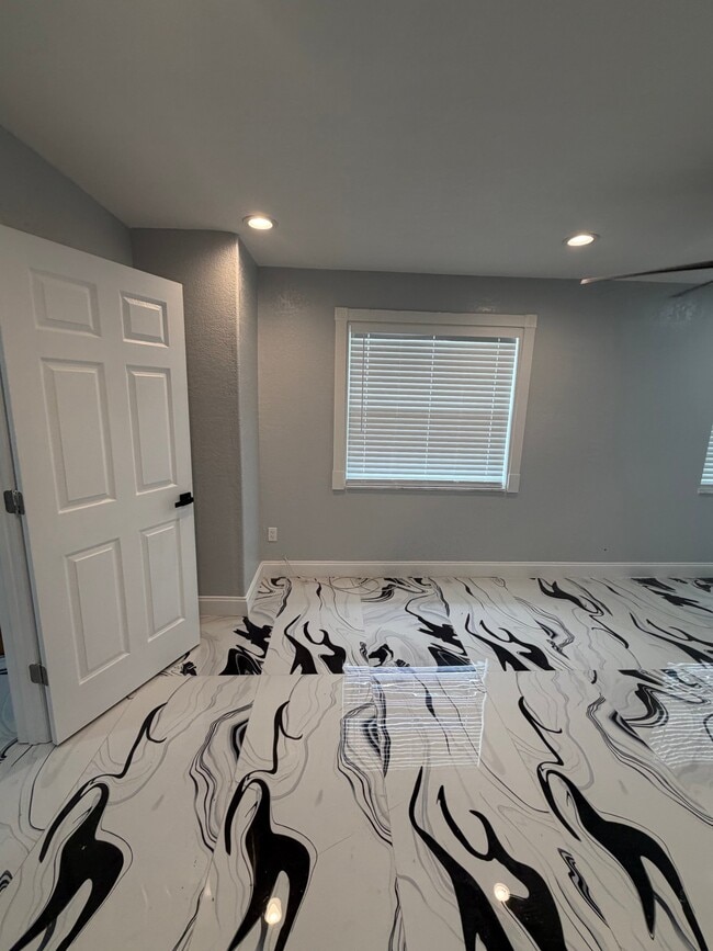 Building Photo - 1661 Gammon Ln