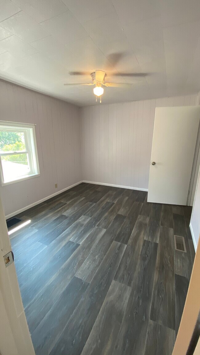 Dormitorio 1 - 1311 S 17th St