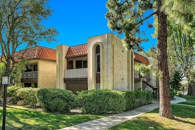 Building Photo - 6878 Navajo Rd