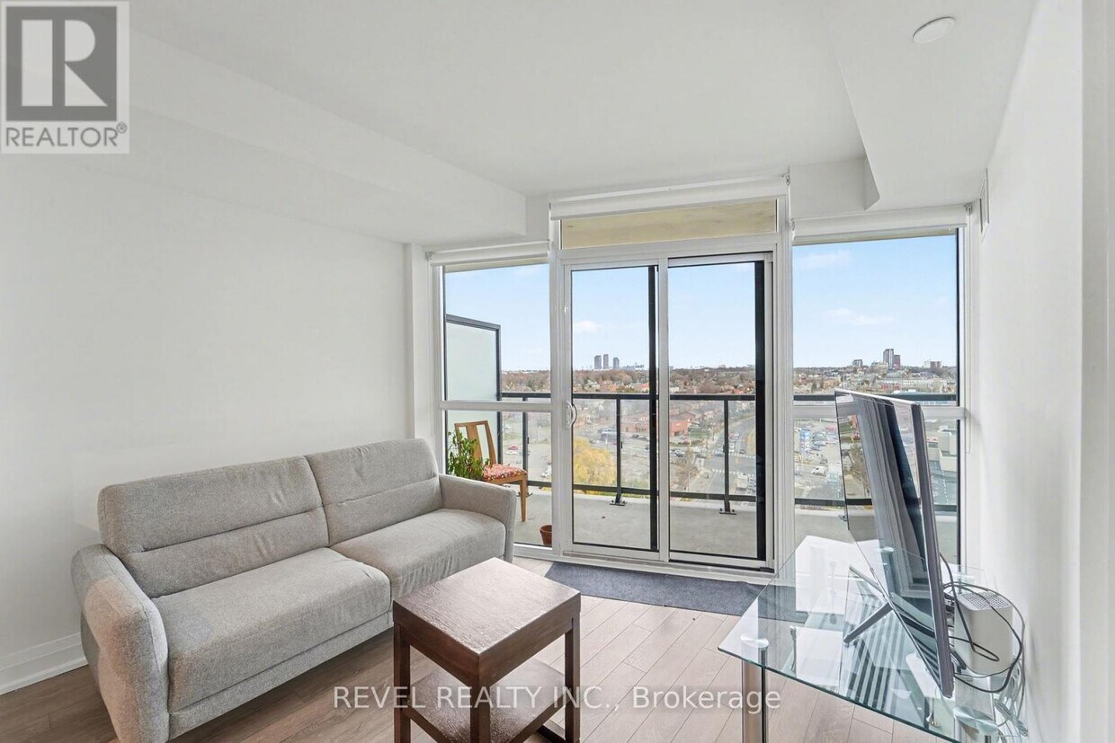 Photo principale - 1461 Lawrence Ave W