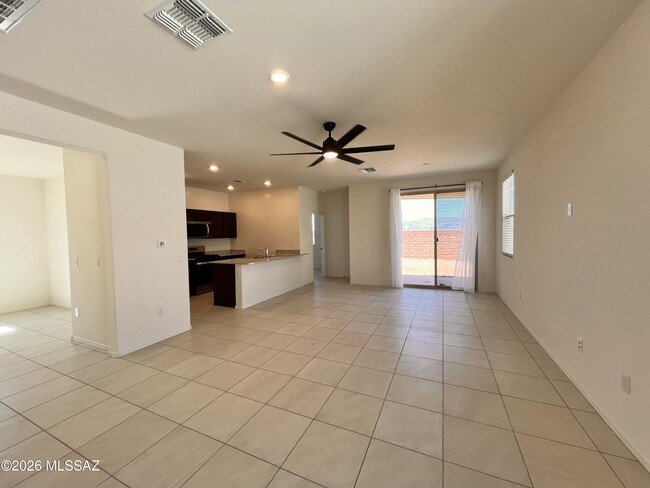 Building Photo - 9759 E Panopeia Dr