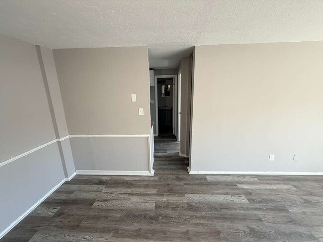 Photo - 13420 Euclid Ave Apartment