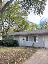 Building Photo - 402 S Dodson Dr