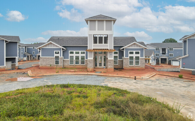 Building Photo - Caldwell Station