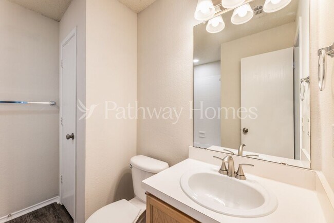 Foto del edificio - 1405 Dundee Dr