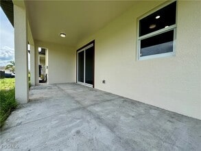 Building Photo - 4552 20th St SW