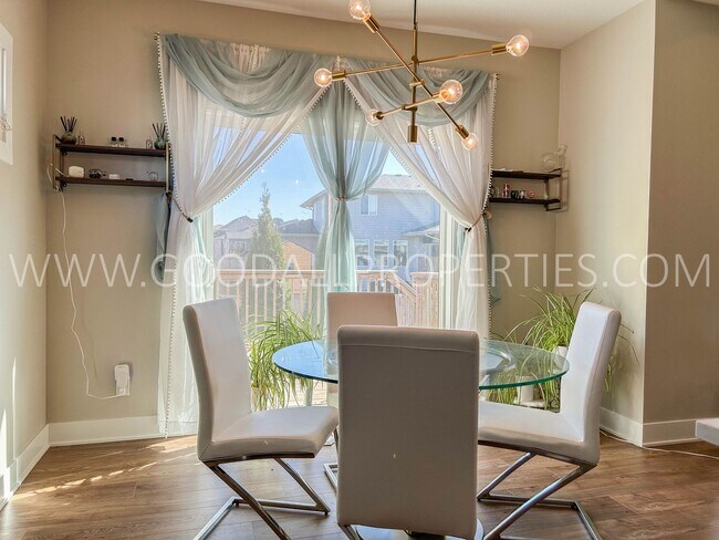 Foto del edificio - Modern 4 bedroom ranch in Waukee on a corner lot!