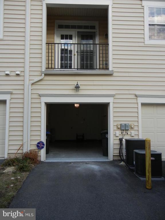 Building Photo - 22703 Verde Gate Terrace