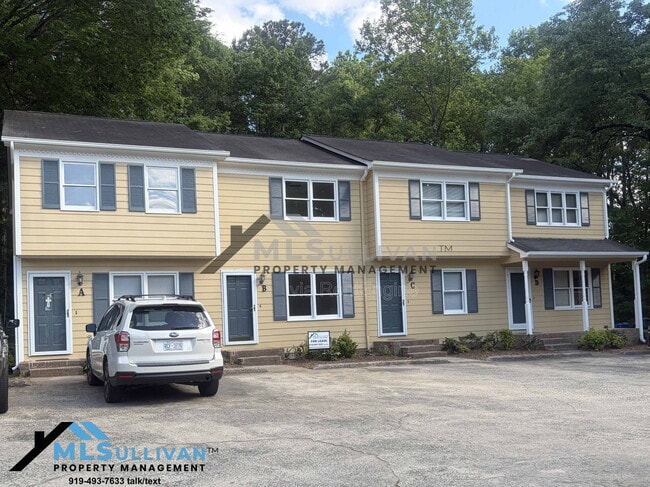 Building Photo - 2211 Peppertree St