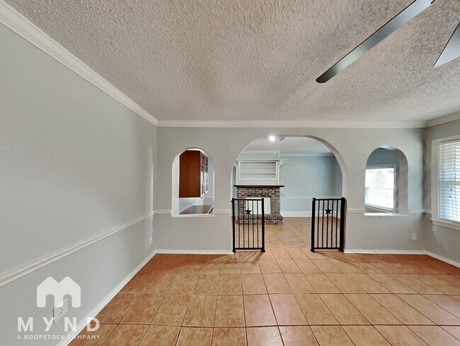 Foto del edificio - 5517 Thomas Ln