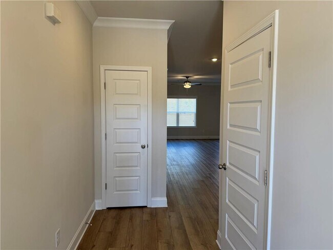 Foto del edificio - 3772 Dover Run Ln