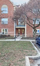 Building Photo - 619 Admiral Dr