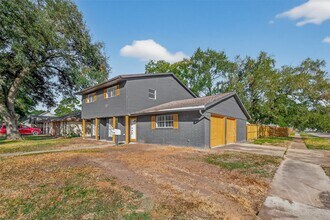 Building Photo - 2015 N Fisher Ct